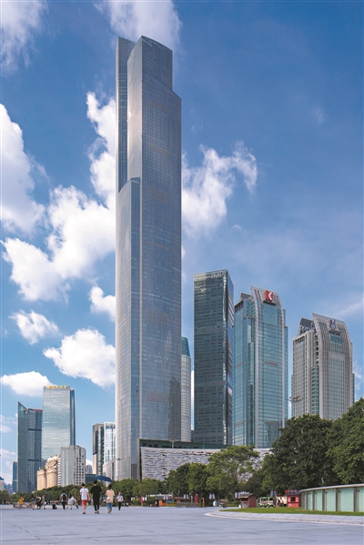 ②廣州周大福金融中心（東塔） 位于新城市中軸線的東側，總建筑面積50