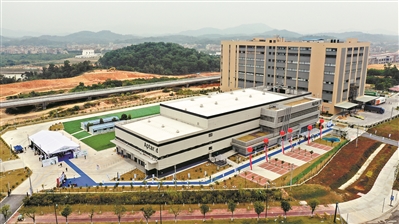 廣州億通包裝有限公司新工廠投產(chǎn)。
