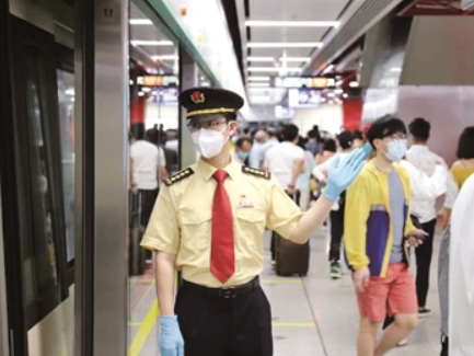 嚴家升：廣州地鐵九號線副站長