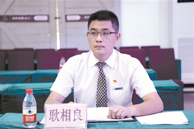 耿相良：廣州珠江物業(yè)酒店管理有限公司“珠江管理抗疫志愿隊”代表