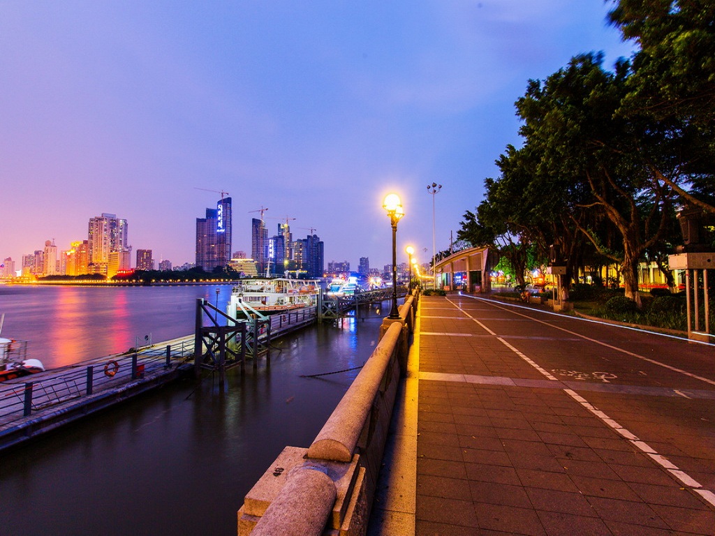 長(zhǎng)堤街夜景綠道