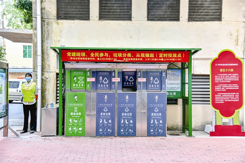 1201p1-1_b.jpg