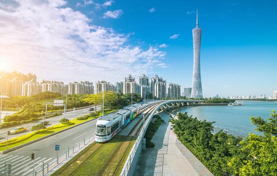 市人大代表建議關(guān)注教育、養(yǎng)老