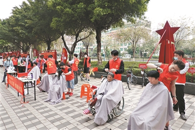 花都這個(gè)社區(qū)綻放七朵“小花”4.jpg
