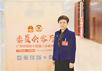 打造高端高質高效化妝品產業(yè)集群