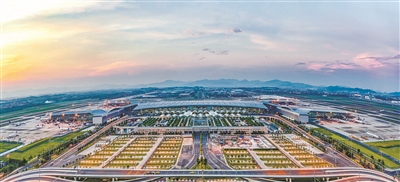 廣州市財(cái)政局黨組書記、局長(zhǎng)姚露：發(fā)揮財(cái)政力量 有力支撐廣州高質(zhì)量發(fā)展走在前列