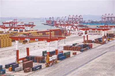 廣州縱深推進(jìn)新階段粵港澳大灣區(qū)建設(shè) 全力推進(jìn)南沙開發(fā)開放