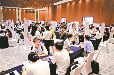 打造引才匯智 強磁場、快車道、生態(tài)圈