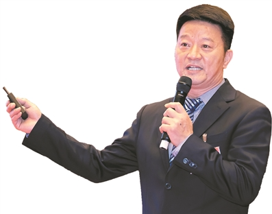 各界別委員代表座談會關(guān)注經(jīng)濟(jì)增長點(diǎn)等話題