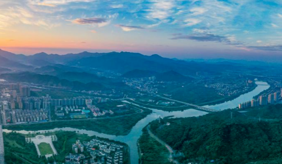 以水護(hù)城、興城、潤(rùn)城，從化區(qū)全力打造美麗山水城鄉(xiāng)畫卷