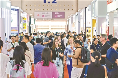 海外客商廣交會(huì)取“電商經(jīng)”