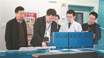 辦實事 解民憂 一枝一葉總關情——廣州市紀委監(jiān)委“超常規(guī)”縱深推進集中整治群眾身邊不正之風和腐敗問題